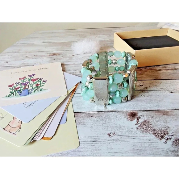 NIB Silver Tone Seafoam Blue Wide Stretch Bracelet - Picture 4 of 8